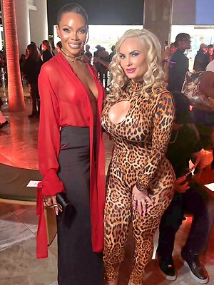 Nicole Coco Austin leaked photo #114