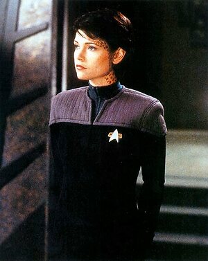 Nicole de Boer leaked photo #9