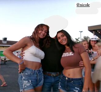 Nicole F leaked photo #9