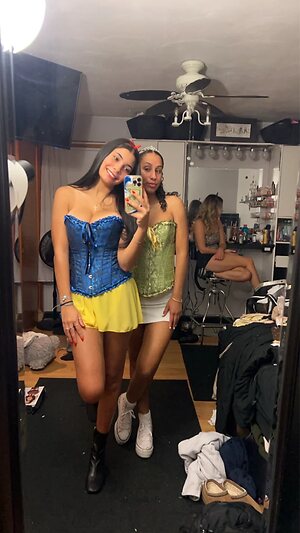 Nicole F leaked photo #38