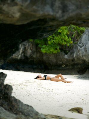 Nicole Scherzinger in bikini leaked photo #38