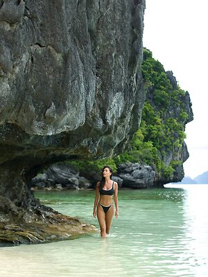 Nicole Scherzinger in bikini leaked photo #41
