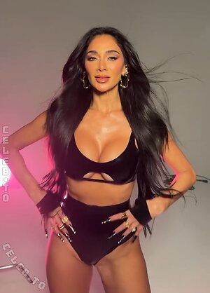 Nicole Scherzinger photo