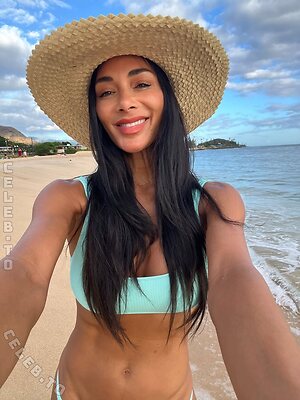 Nicole Scherzinger photo