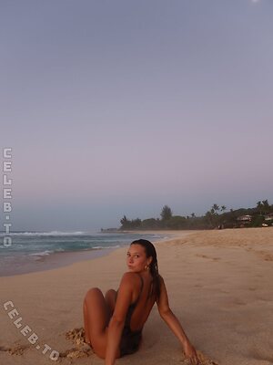 Nicolette Durazzo Nude Leaked Photo #12