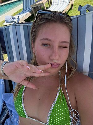 Nicolette Durazzo leaked photo #37