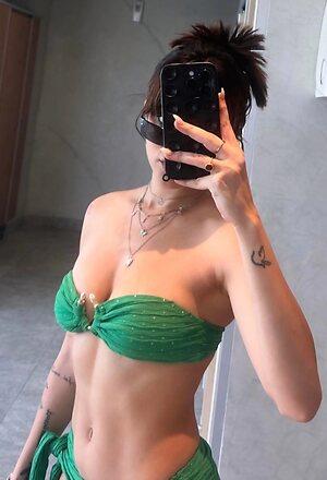 Set 1 — 20 photos
