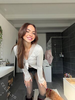 Nika Sofie More Nude Photos