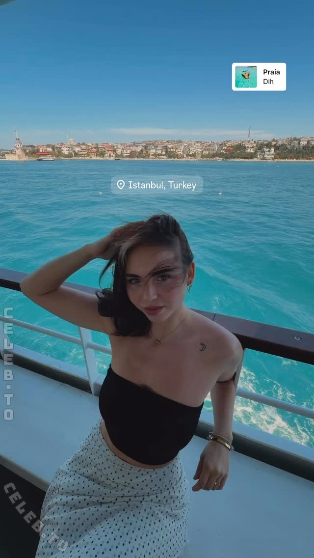 Nika Sofie photo