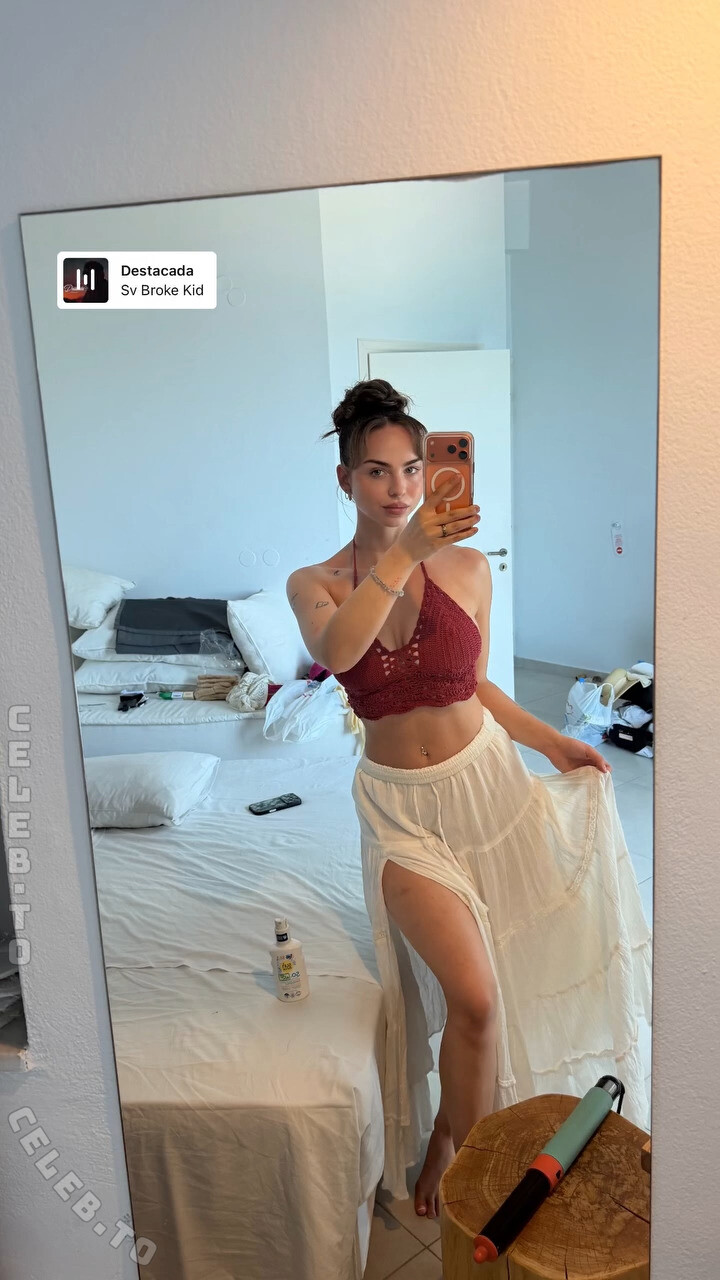 Nika Sofie photo