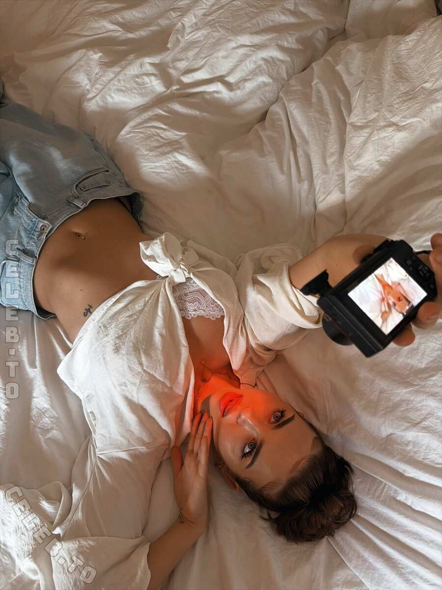 Nika Sofie photo
