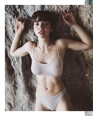 nika_mercury leaked photo #3
