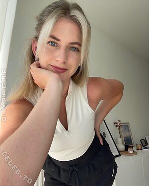 nikastefundova Nude Leaked Photo #12