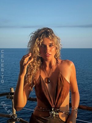 Nikii Victoria Nude Leaked Photo #9