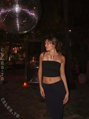 Nikii Victoria Nude Leaked Photo #12