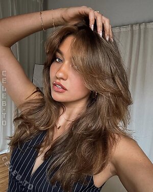 Nikii Victoria Nude Photos
