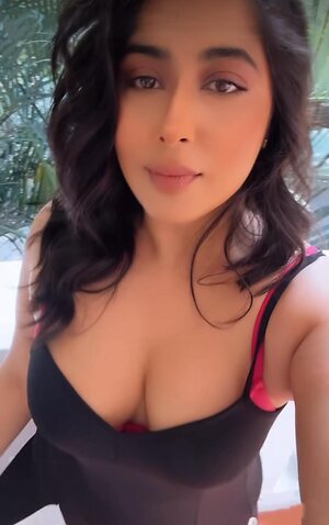 Nikita Sharma leaked photo #26