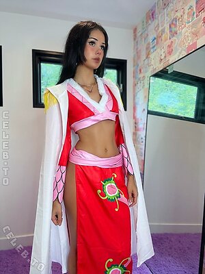 Nikki Barlowe photo
