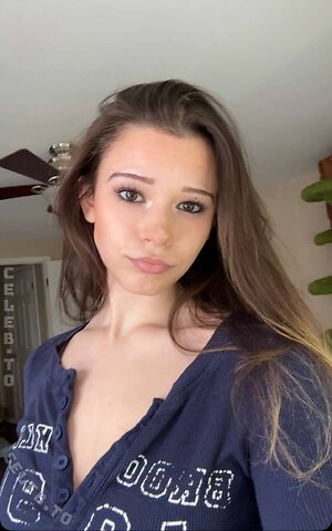 Nikki Woods Nude Leaked Photo #13