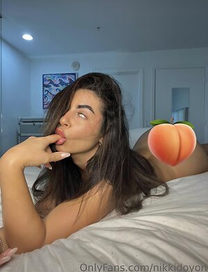 nikkidoyon leaked photo #4