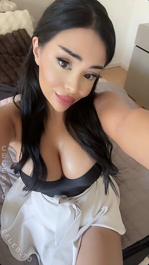 Nikkitlyy Nude Leaked Photo #30