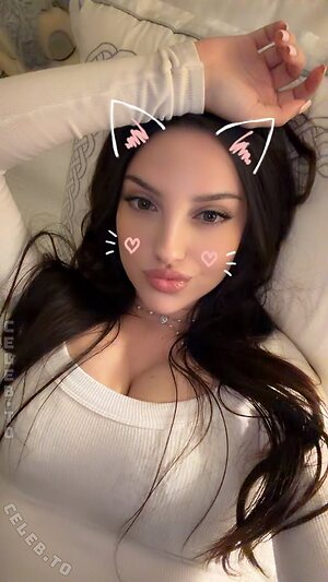 Nikoleta Milenova Nude Leaked Photo #23