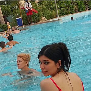 Niloufar Behboudi leaked photo #57
