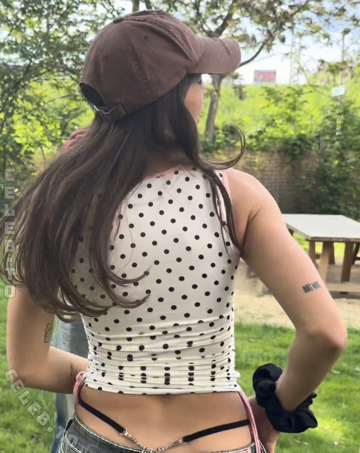 Nina Chuba photo