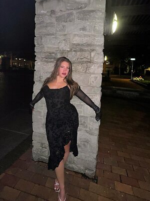 Nina Courtwright leaked photo #4