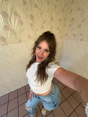 Nina Courtwright leaked photo #26