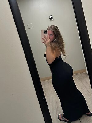 Nina Courtwright leaked photo #41