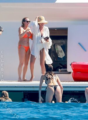 Nina Dobrev Nude Leaked Photo #14