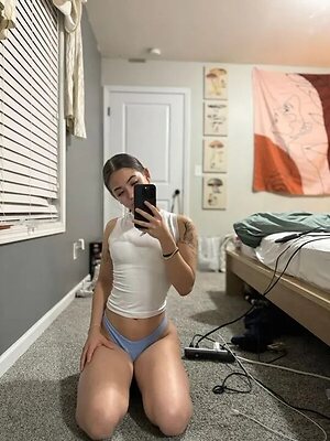 Nina Gessler leaked photo #196