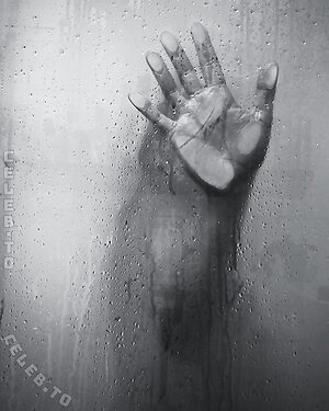 Nina Heller photo