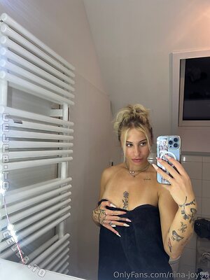 Nina Joy