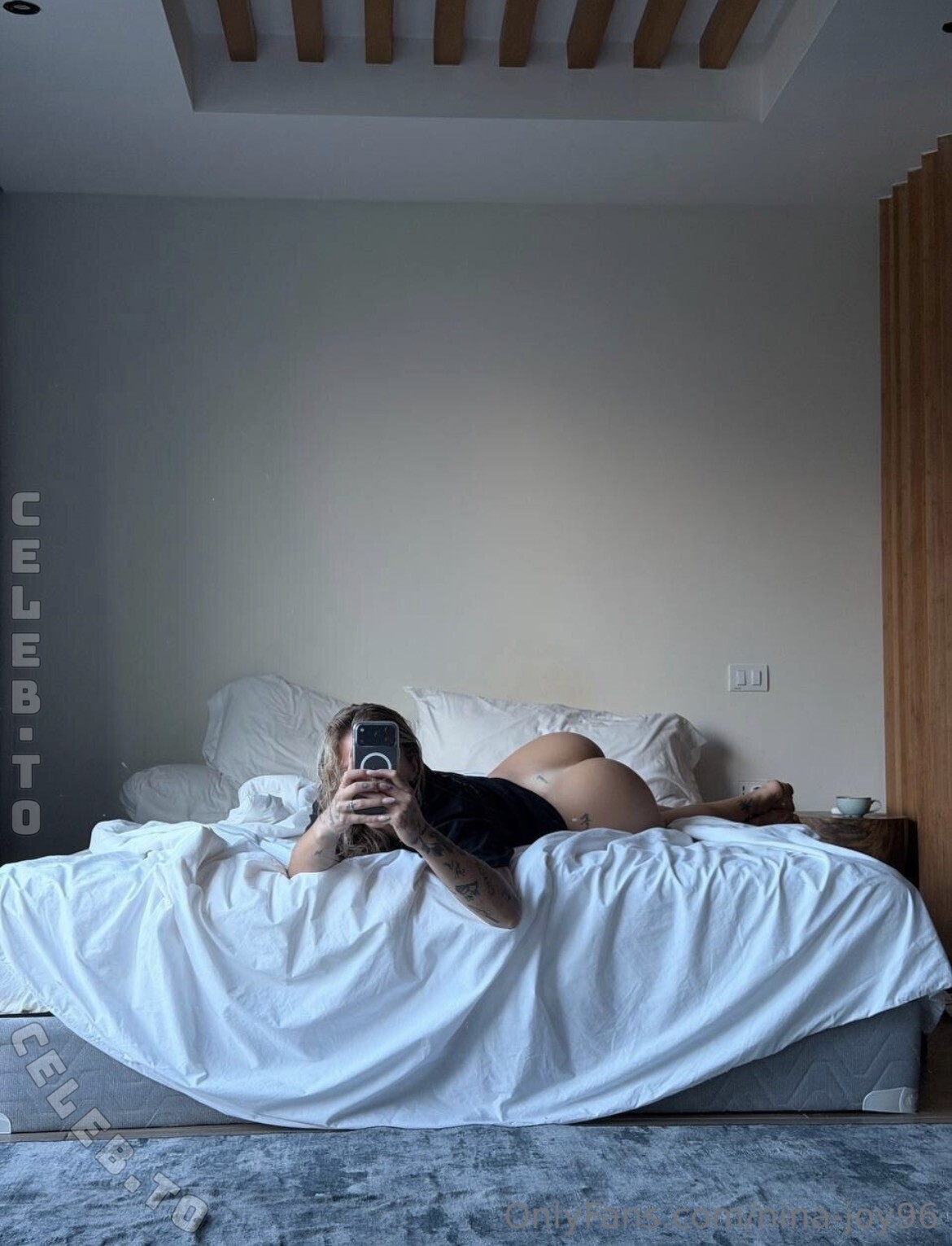Nina Joy photo