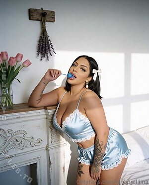 Nina Pralliina Nude Leaked Photo #13