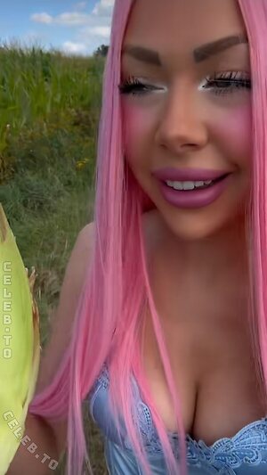 NinaBridney Nude Leaked Photo #9