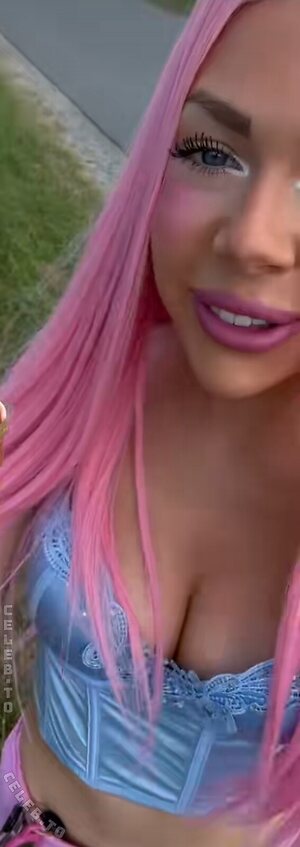 NinaBridney Nude Leaked Photo #10