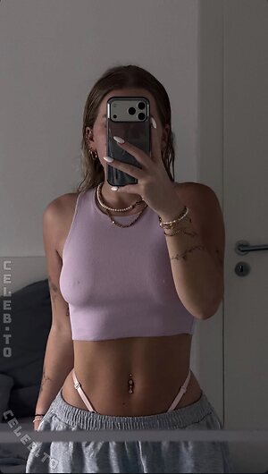 nina.kxs Nude Leaked Photo #53