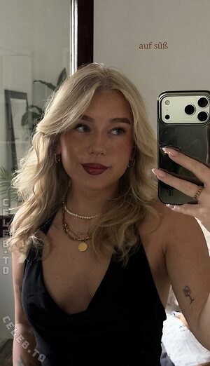 nina.kxs Nude Leaked Photo #62