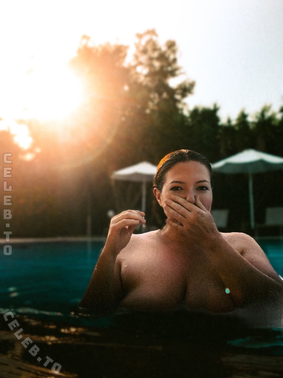 Ninashappyhours photo