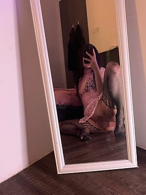 nio3lf Nude Leaked Photo #13