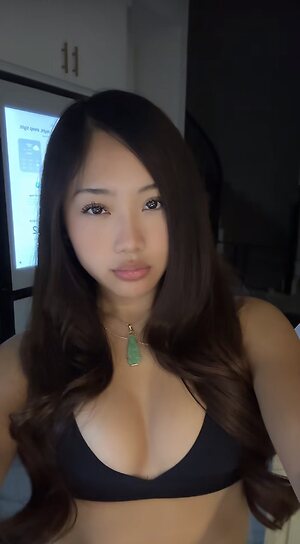 Nishafarted leaked photo #3