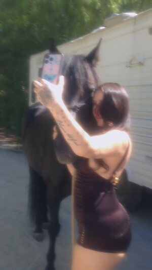 Noah Cyrus leaked photo #8