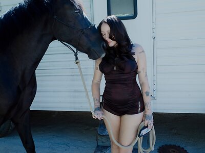 Noah Cyrus leaked photo #24