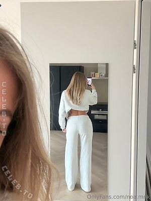 noa.mnk Nude Leaked Photo #58