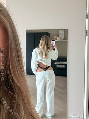 noa.mnk Nude Leaked Photo #59