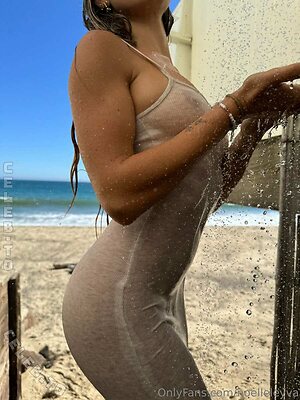 Noelle leyva photo
