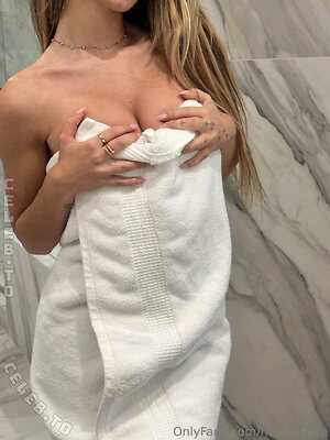 Noelle leyva photo